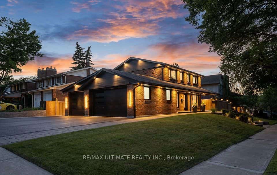 46 Wicklow Drive, Toronto, ON M1T 1R5