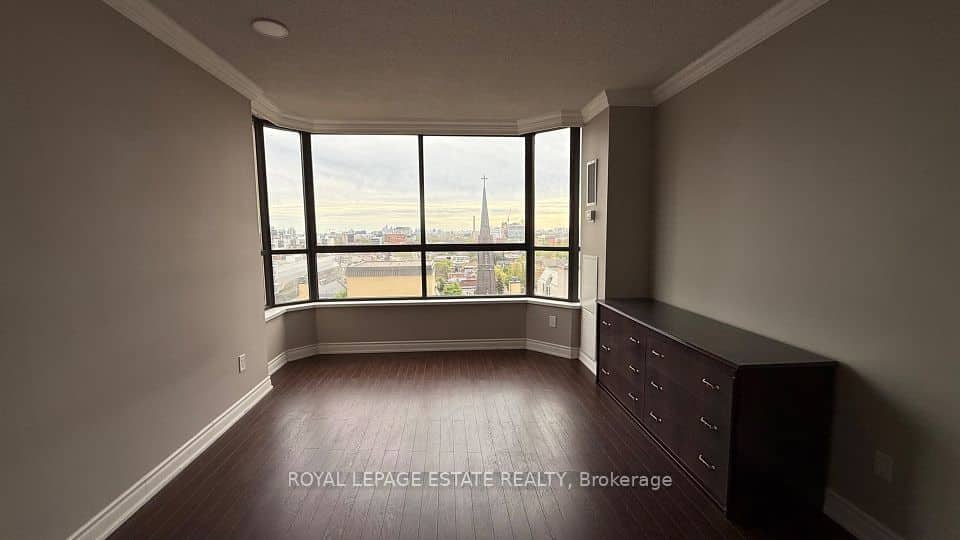 280 Simcoe Street, Toronto