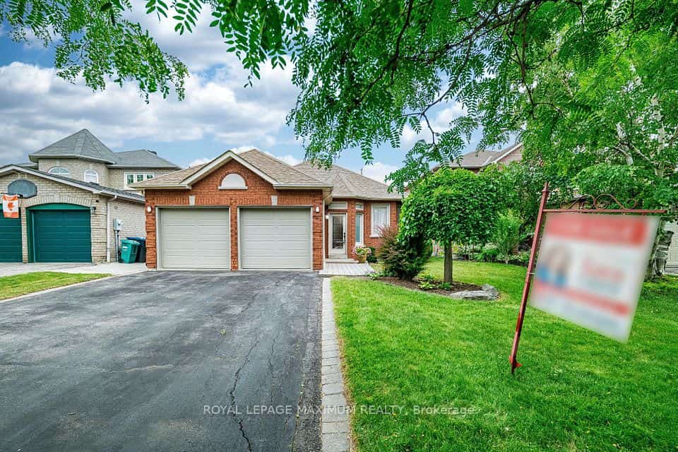 67 Esposito Drive W, Caledon, ON L7E 1T4