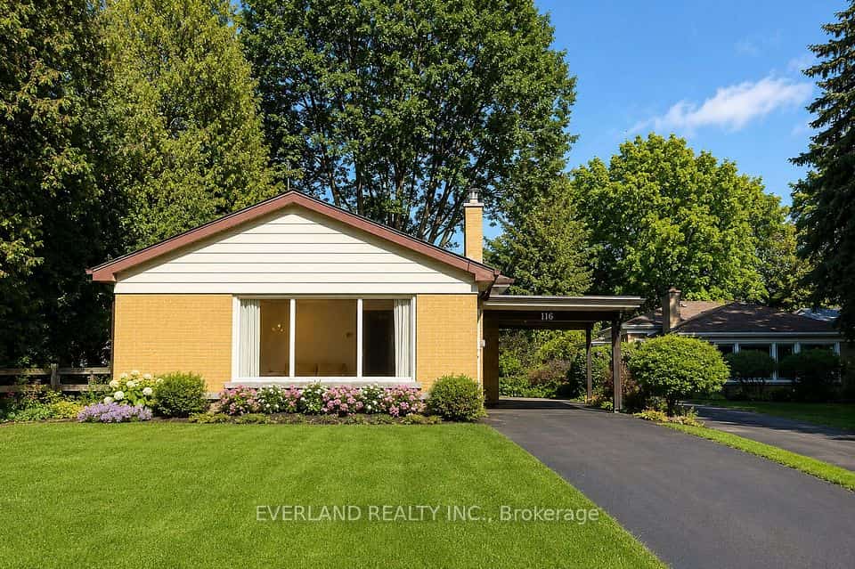 116 Sylvan Avenue, Toronto, ON M1M 1K3