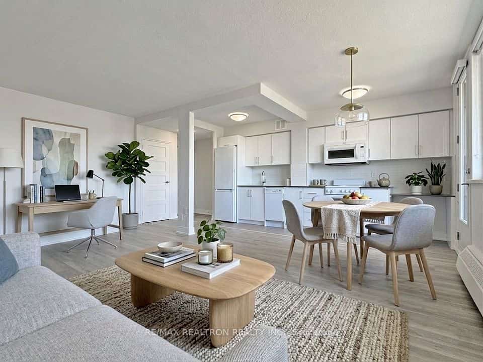276 St George Street #709, Toronto, ON M5R 2P6