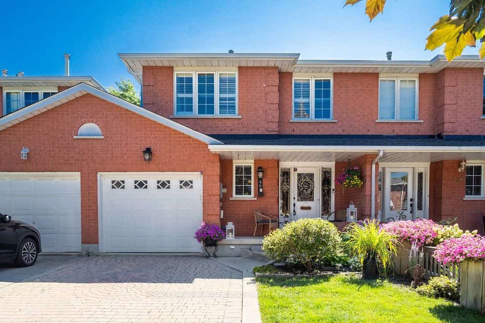 46 Chelsea Crescent, Hamilton, ON L8E 5R7