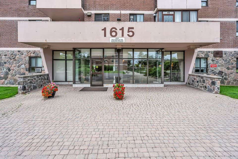 1615 Bloor Street #1108, Mississauga, ON L4X 1S2