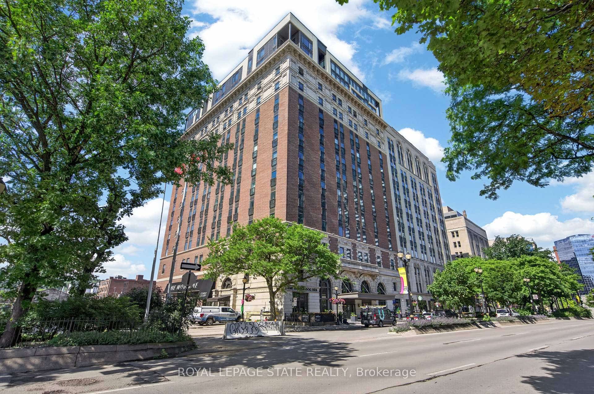 112 King Street S #302, Hamilton, ON L8N 1A8