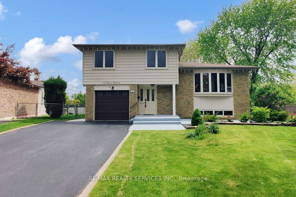 53 Geneva Crescent, Brampton, ON L6S 1K7
