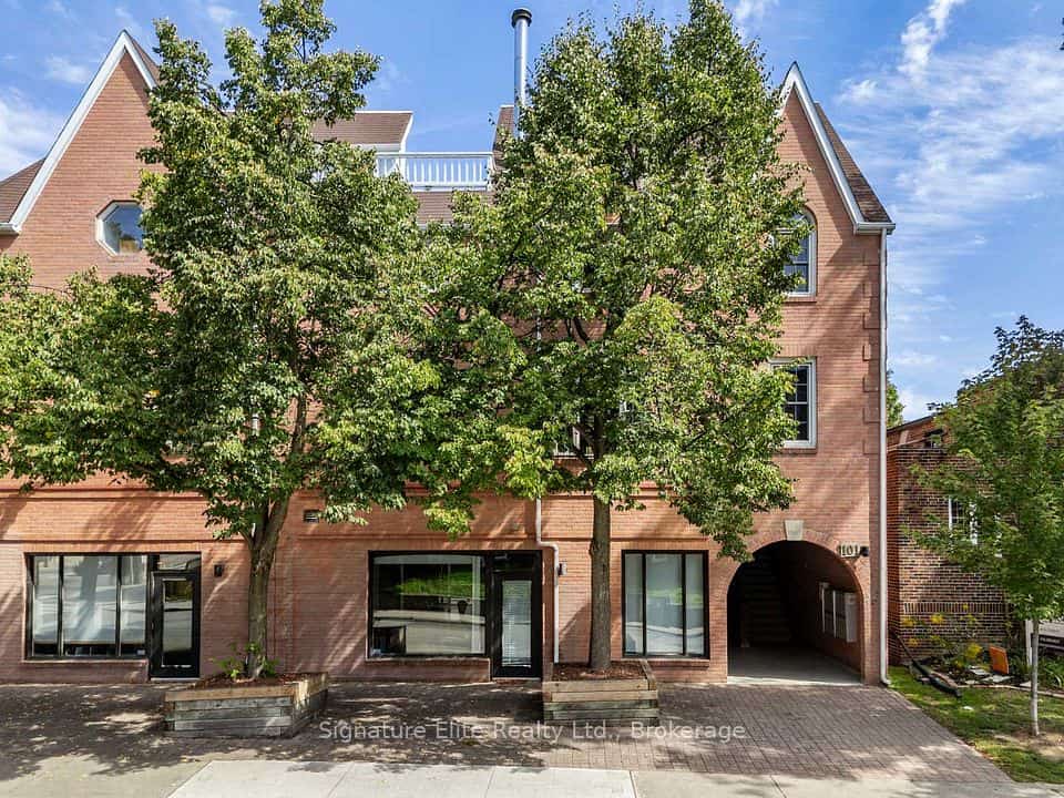 101 Glen Manor Drive S #13, Toronto, ON M4E 3V3