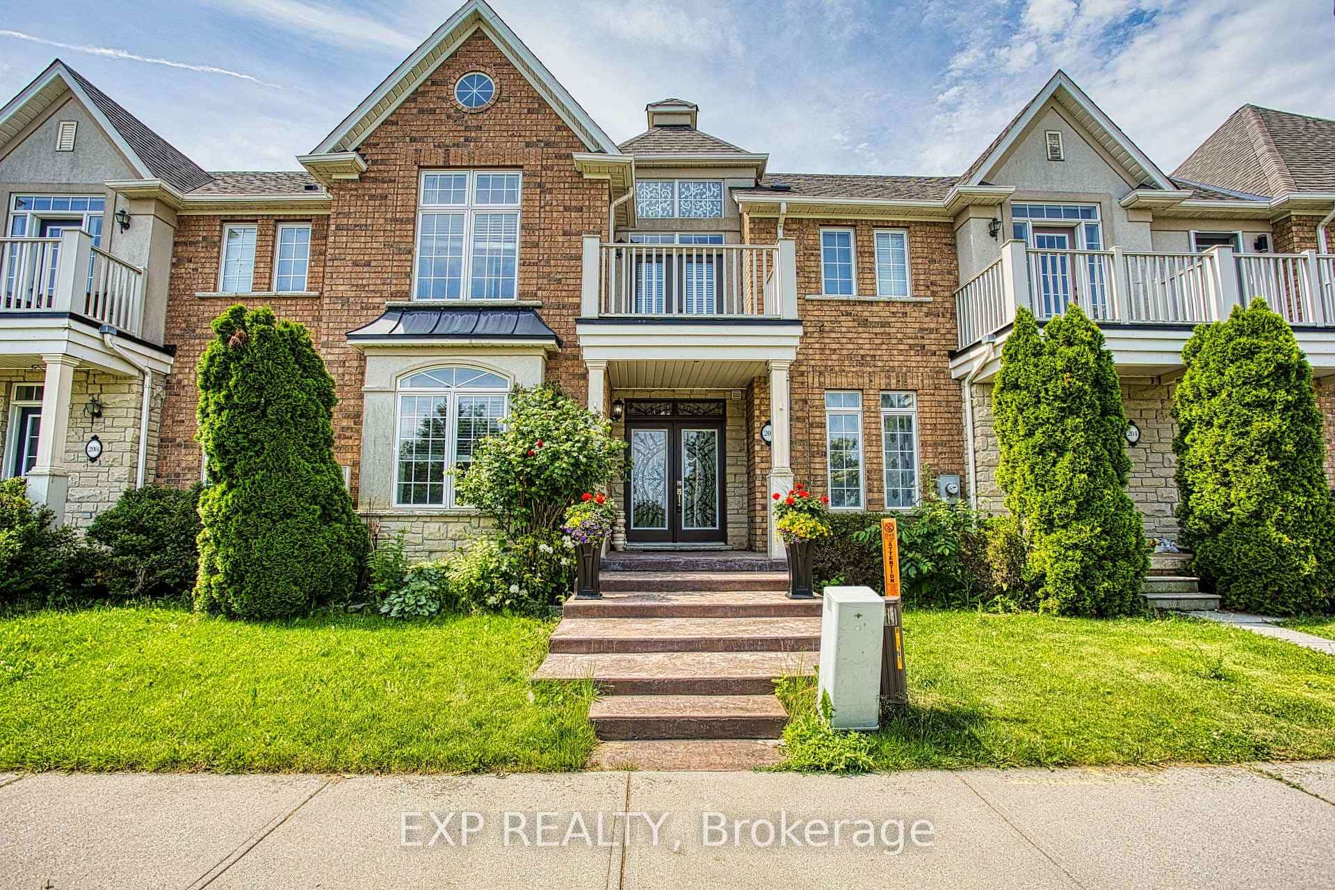 206 Springstead Avenue, Hamilton, ON L8E 6E8