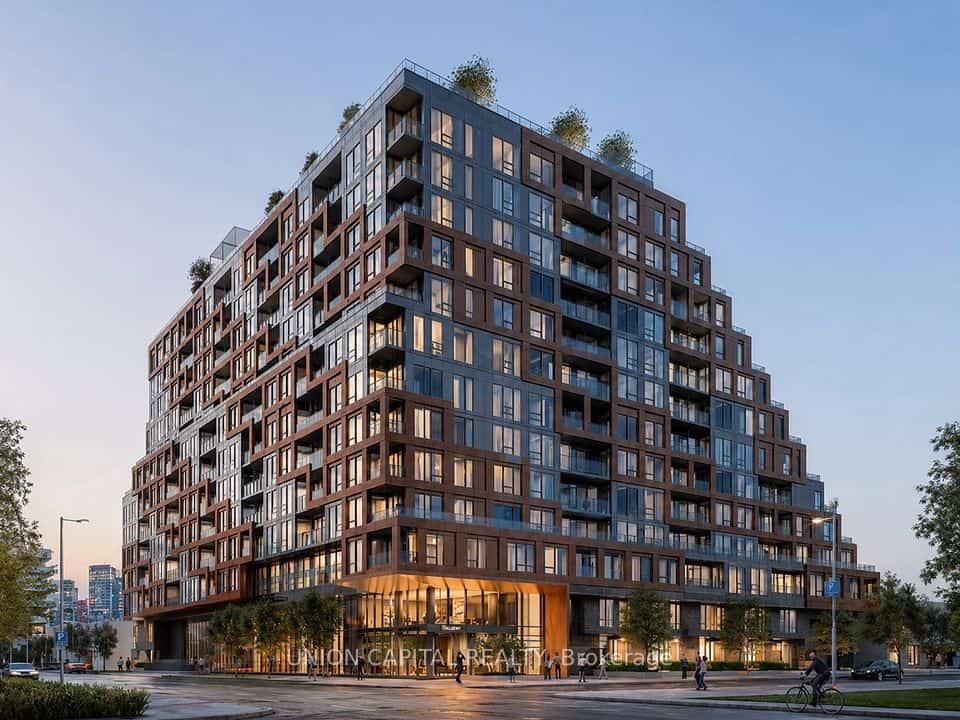 28 Eastern Avenue #TH109, Toronto, ON M5A 0Y2