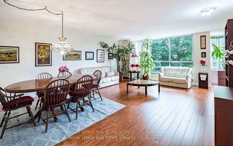 310 Mill Street S, Brampton