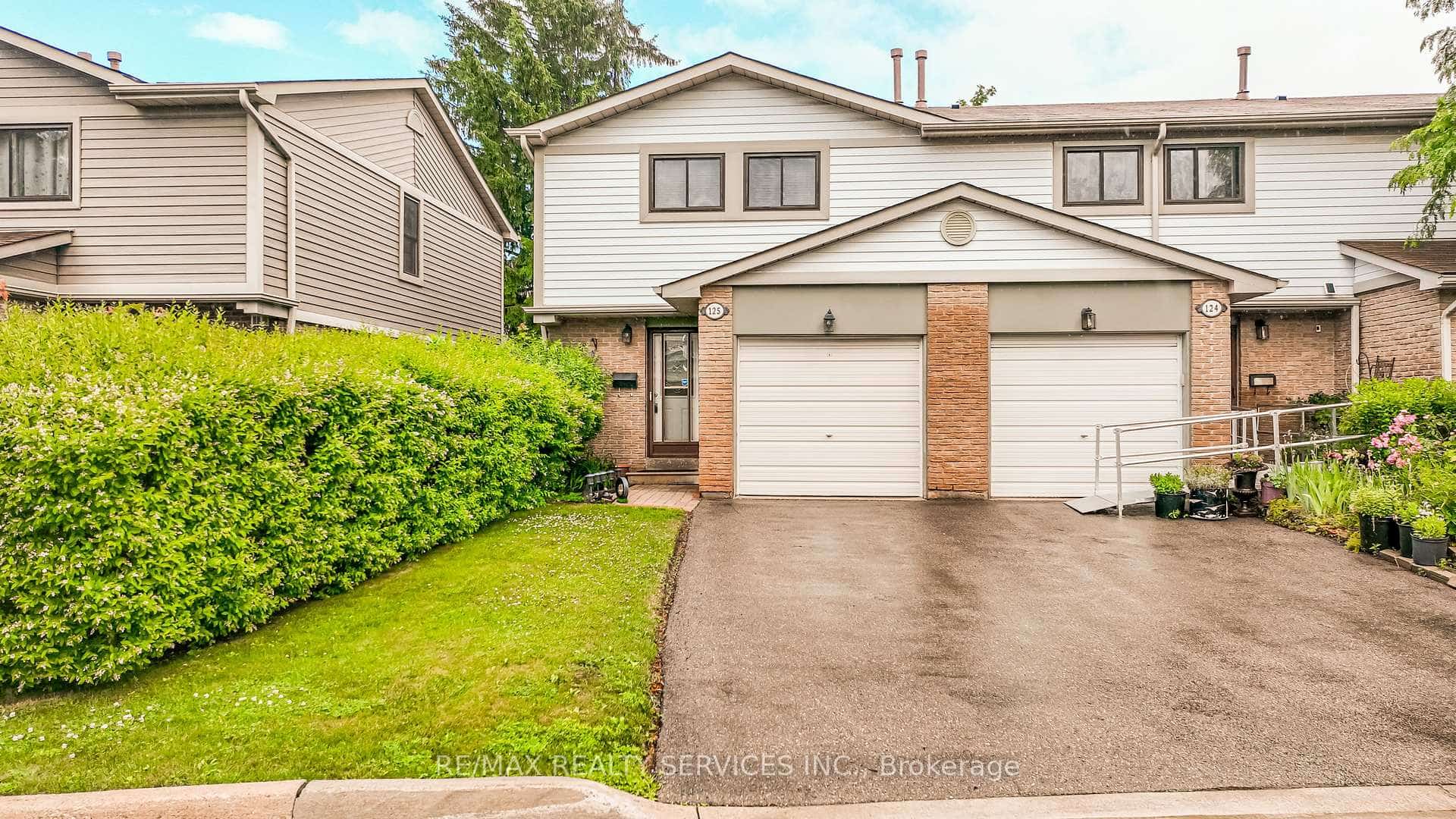 125 Ashton Crescent #125, Brampton, ON L6S 3J9