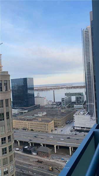8 The Esplanade Street #3109, Toronto, ON M5E 0A6