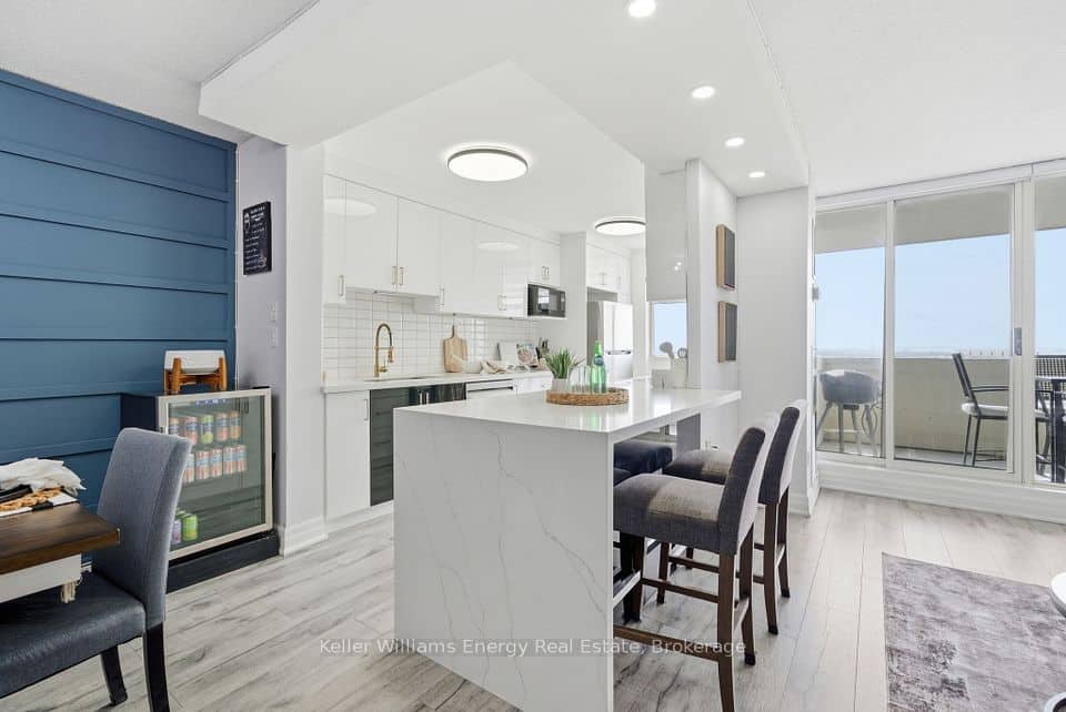 44 Falby Court, Ajax