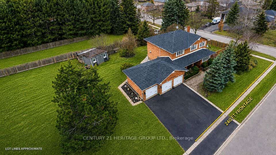 80 Findlay Avenue, King, ON L7B 1E1