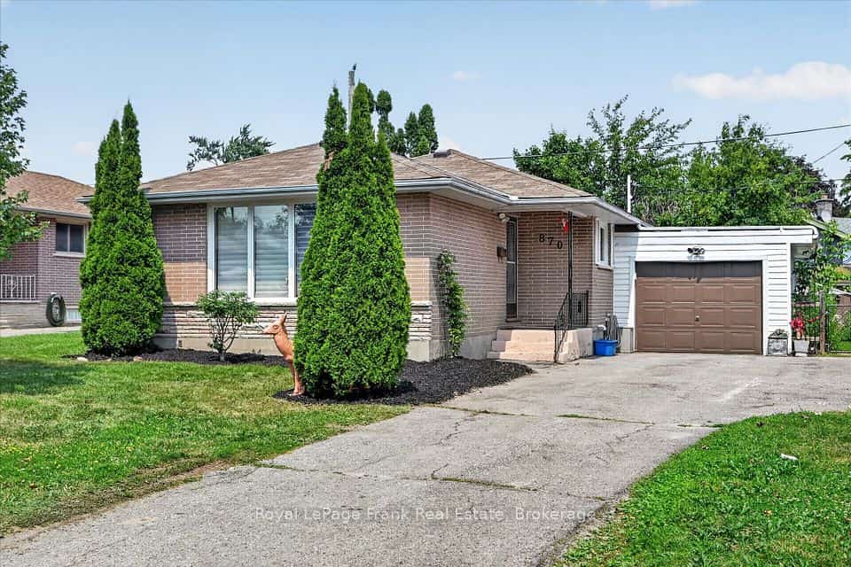 870 Hemlock Street, Peterborough, ON K9H 6C9