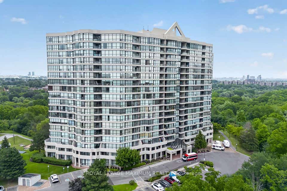 Platinum on the Humber, Toronto