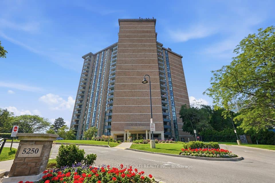 5250 Lakeshore Road, Burlington