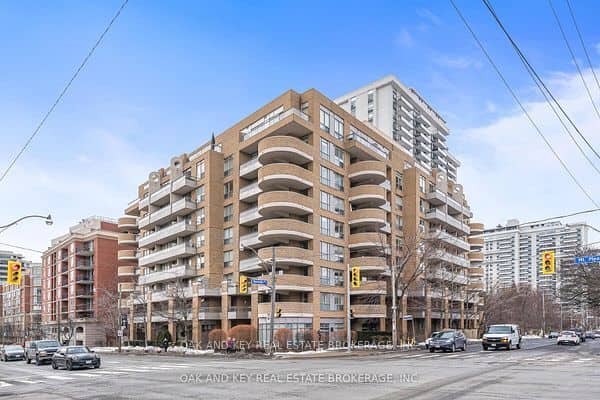 245 Davisville Avenue, Toronto