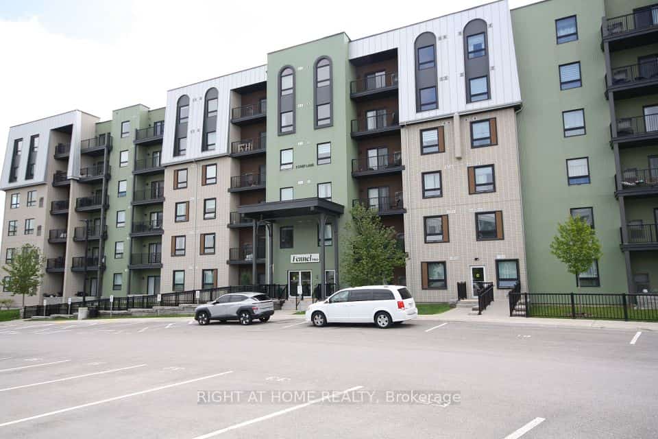 5 Chef Lane #108, Barrie, ON L9J 0J8