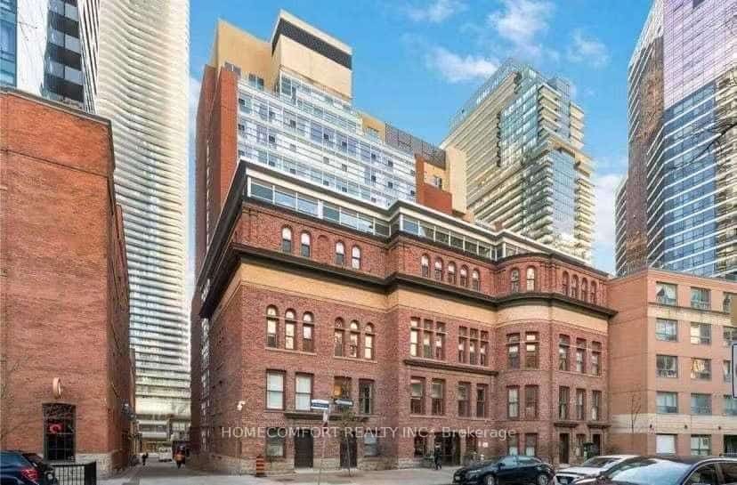 11 St. joseph Street #907, Toronto, ON M4Y 3G4