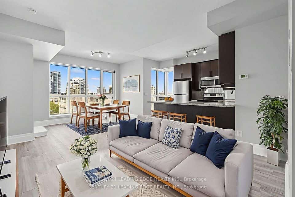 21 UPPER DUKE Crescent #505, Markham, ON L6G 0B7