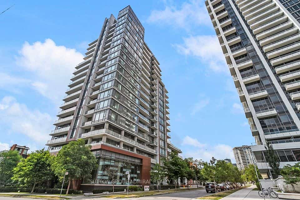 68 Canterbury Place #PH09, Toronto, ON M2N 0H8