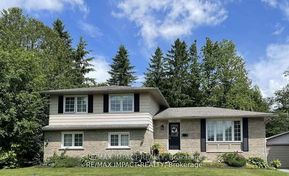 1158 Weller Street, Peterborough, ON K9J 7M8