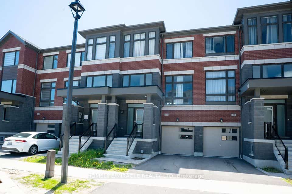 52 Douet Lane, Ajax, ON L1Z 0V4
