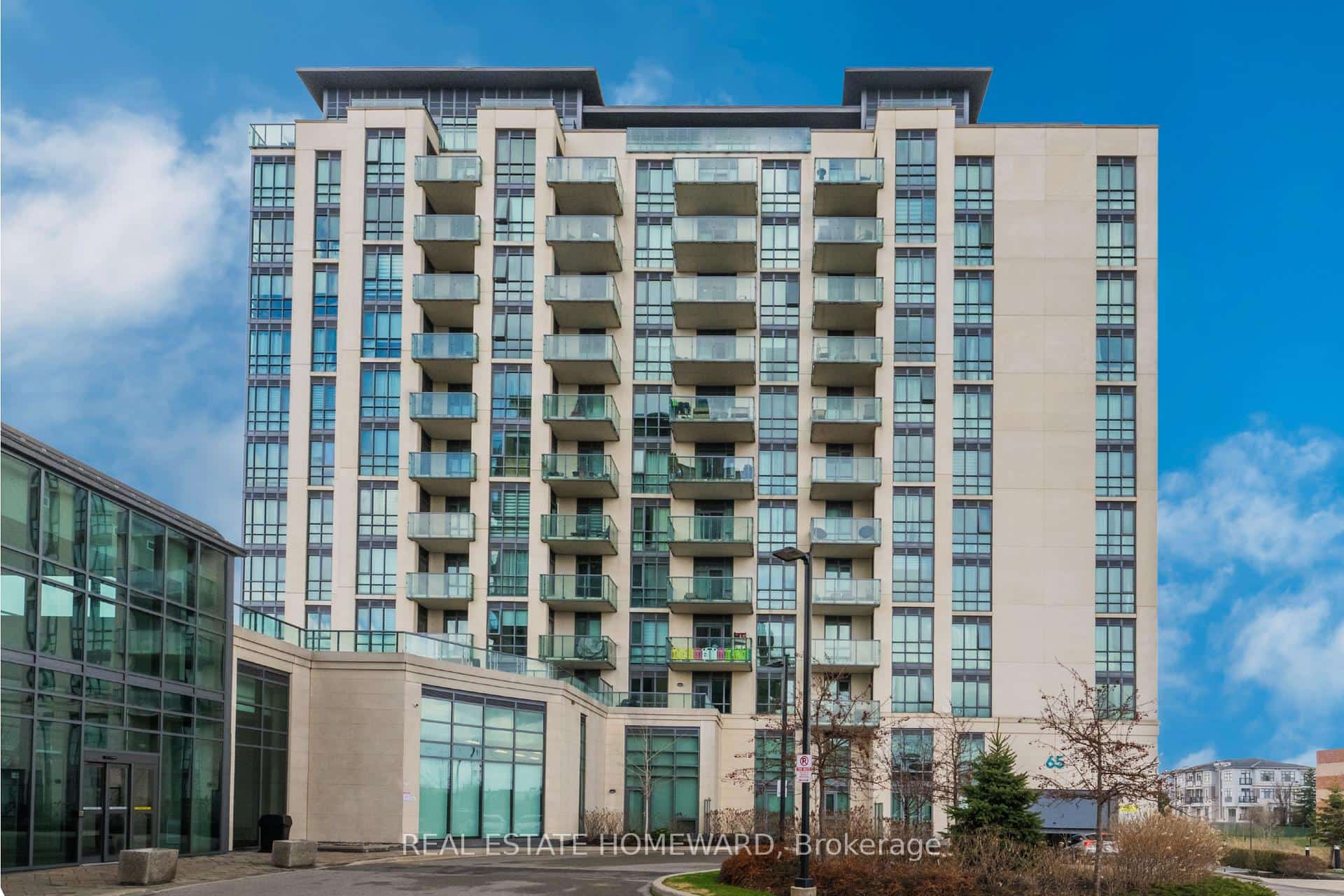 65 Yorkland Boulevard #211, Brampton, ON L6P 4M5