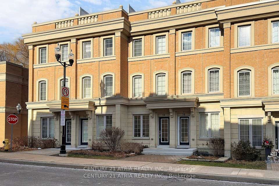 76 Hargrave Lane, Toronto, ON M4N 0A4