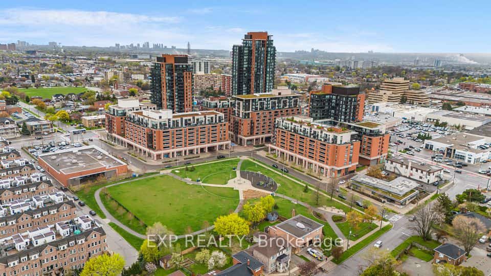 830 Lawrence Avenue W #729, Toronto, ON M6A 0A2