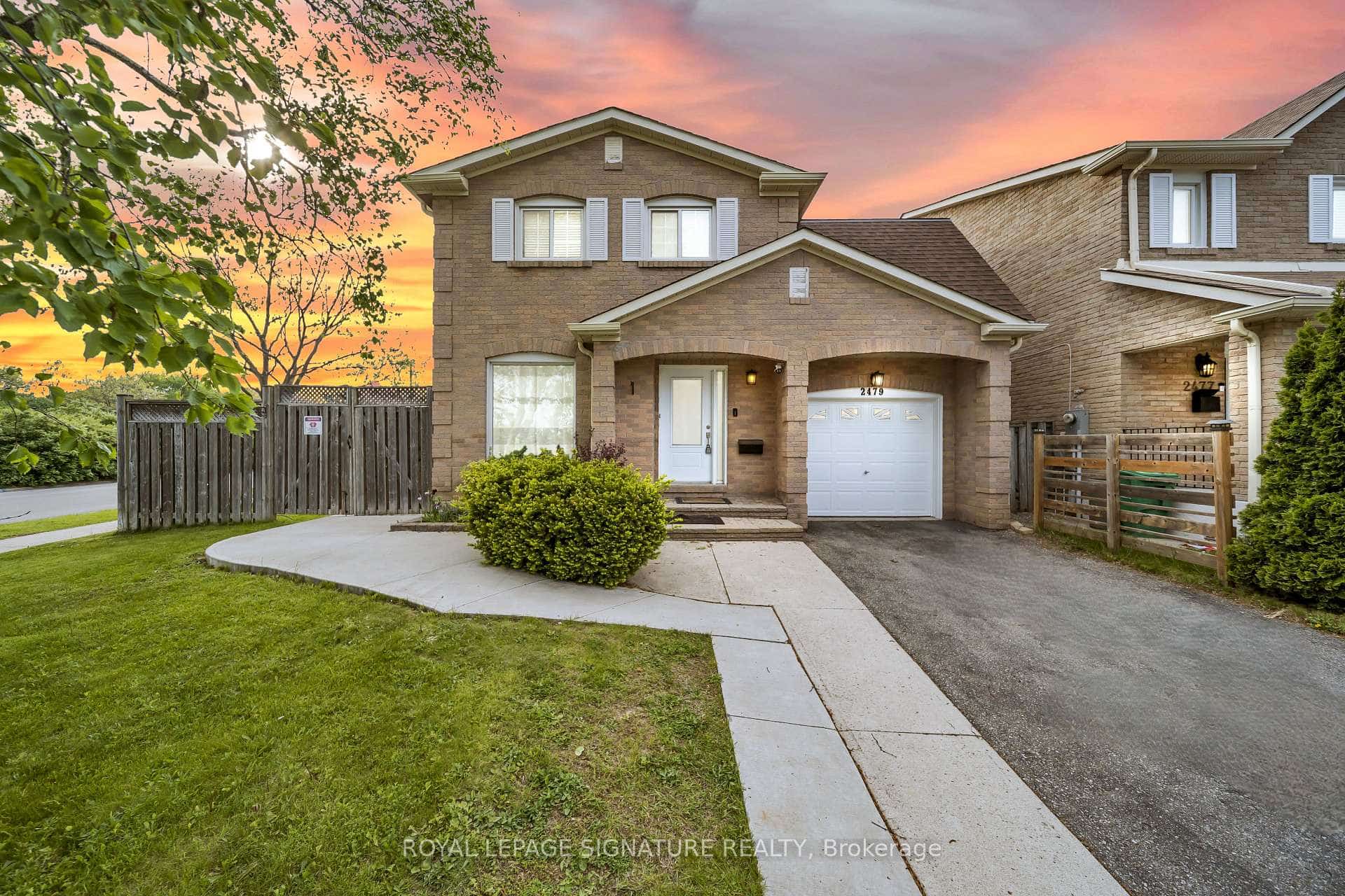 2479 Grindstone Court, Mississauga, ON L5L 3K8