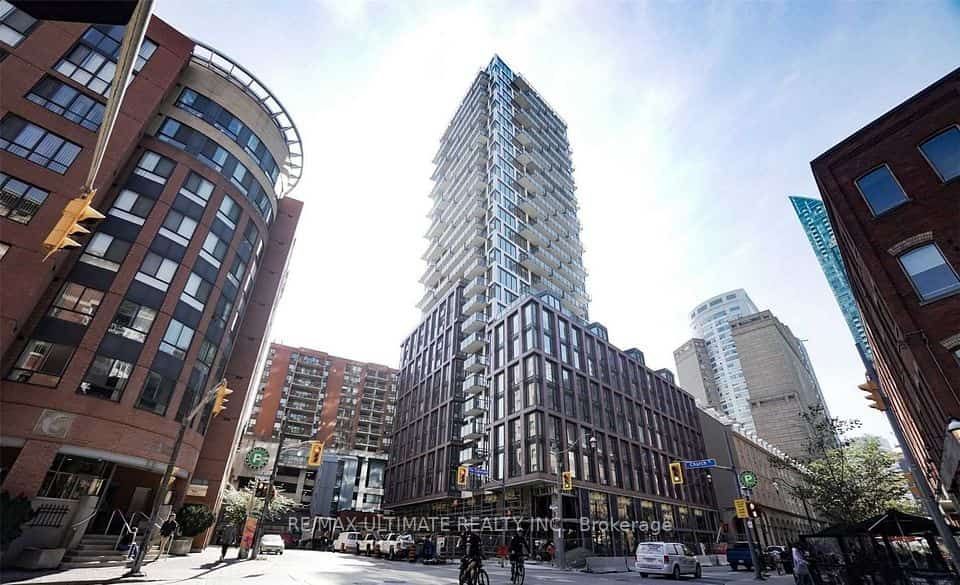 2A Church Street #1704, Toronto, ON M5E 0E1