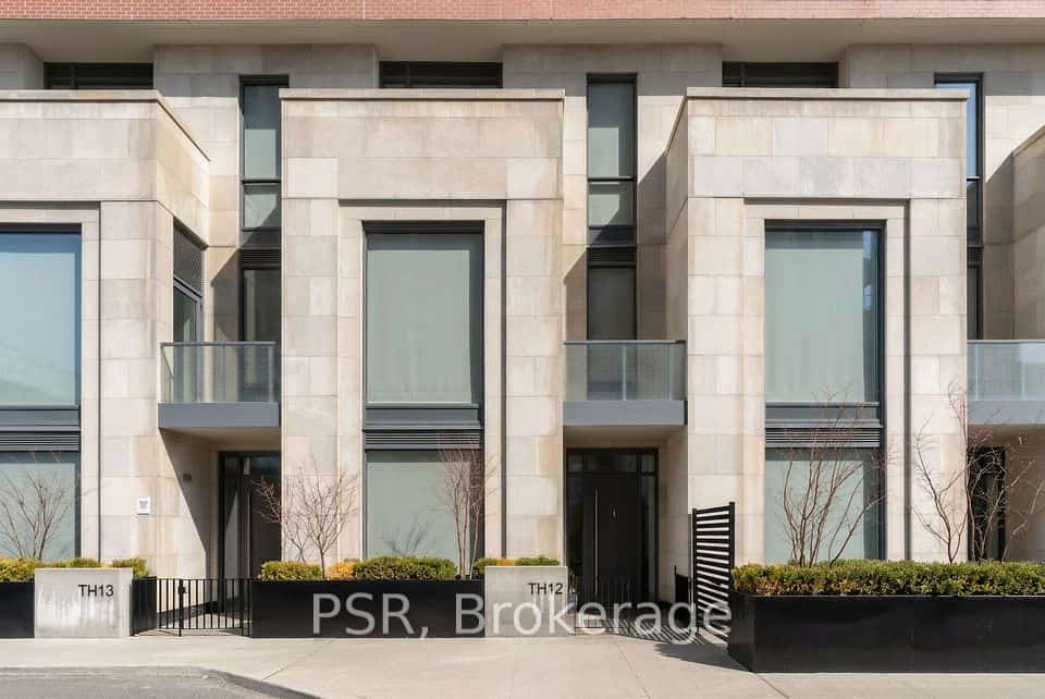 33 Frederick Todd Way #TH12, Toronto, ON M4G 0C9