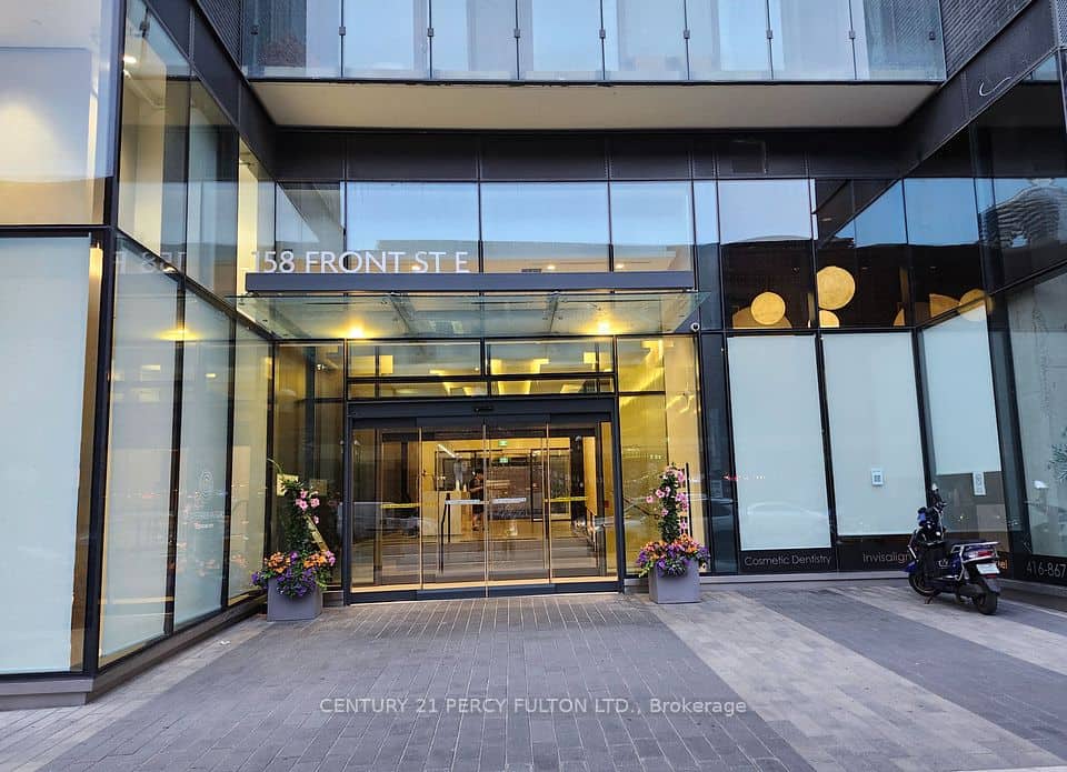 158 E Front Street E, Toronto