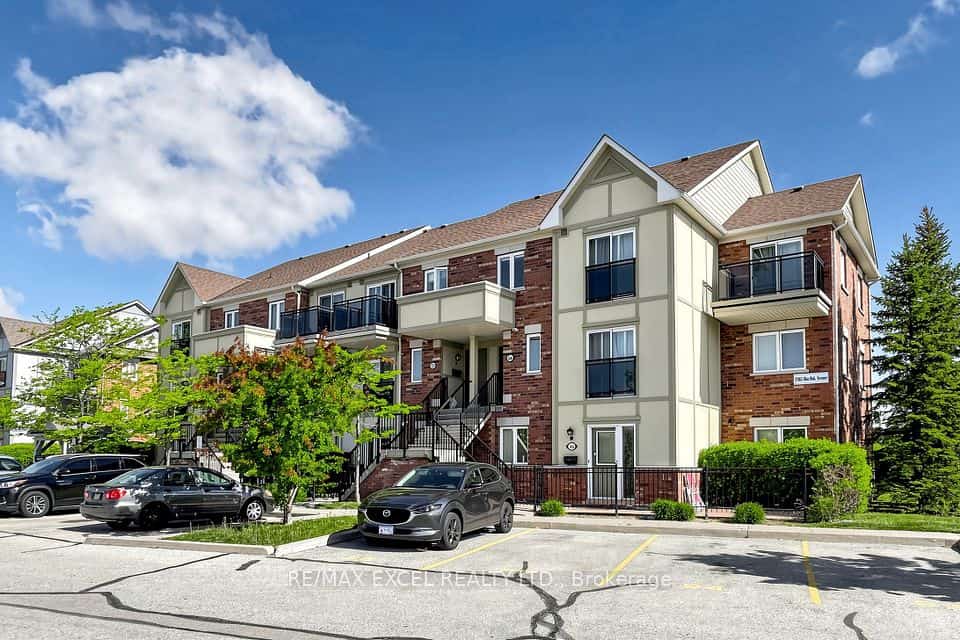 2285 Bur Oak Avenue #28, Markham, ON L6E 0B9