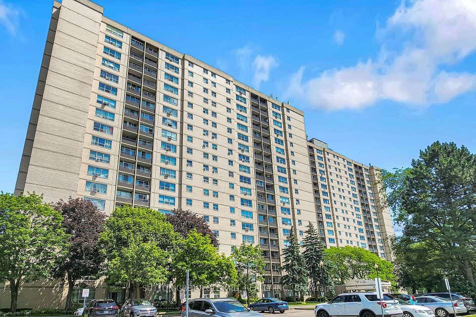 5 Parkway Forest Drive #1901, Toronto, ON M2J 1L2