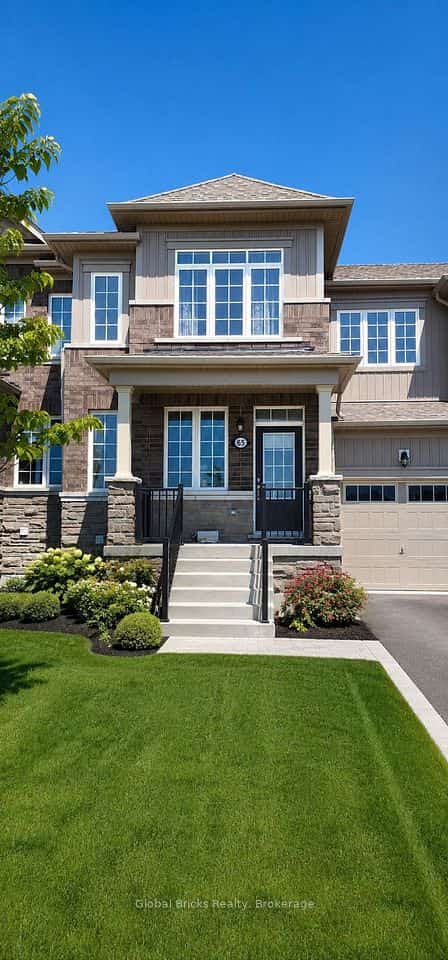65 Central Square Boulevard, Wasaga Beach, ON L9Z 0L9