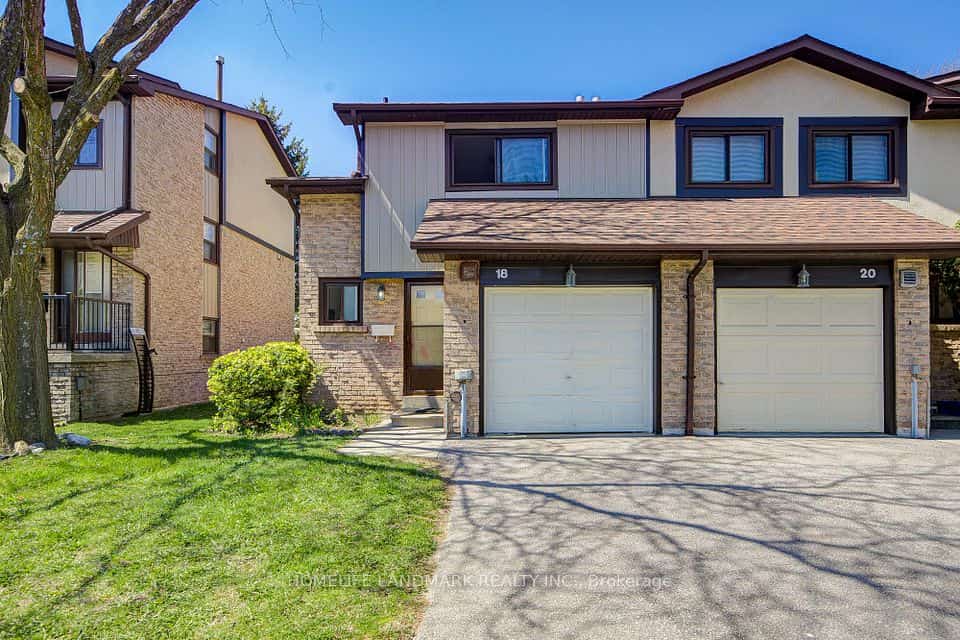 29 Fundy Bay Boulevard #18, Toronto, ON M1W 3A2