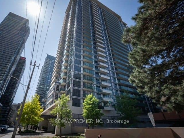 70 Roehampton Avenue, Toronto
