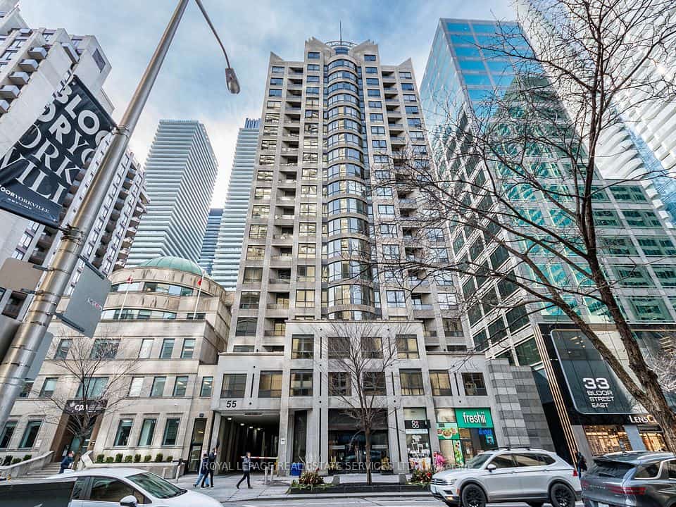55 Bloor Street E #802, Toronto, ON M4W 3W6