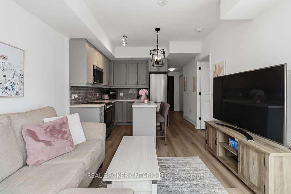 2333 Khalsa Gate #706, Oakville, ON L7M 0X7