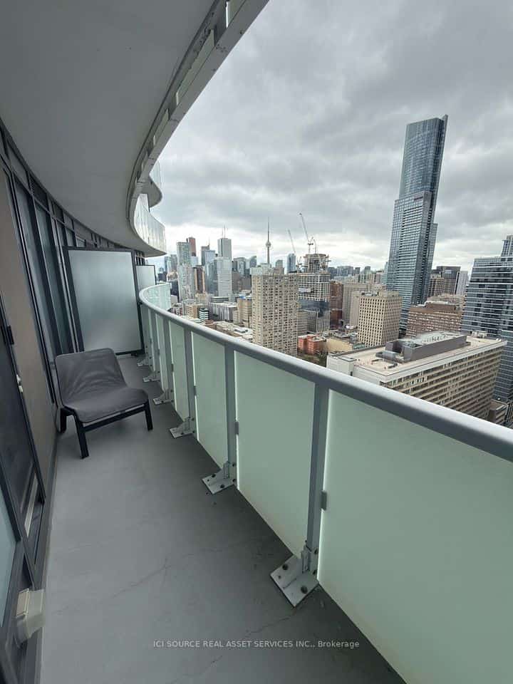 403 Church Street #2904, Toronto, ON M4Y 0C9