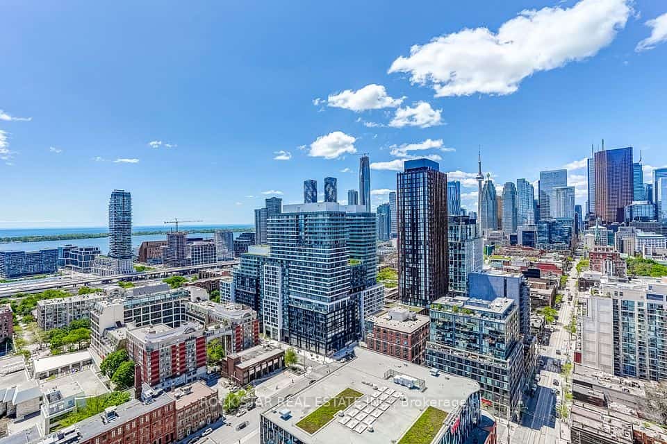 284 King Street E #2802, Toronto, ON M5A 1K4