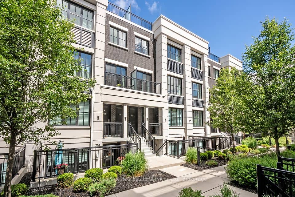 665 Cricklewood Drive, Mississauga