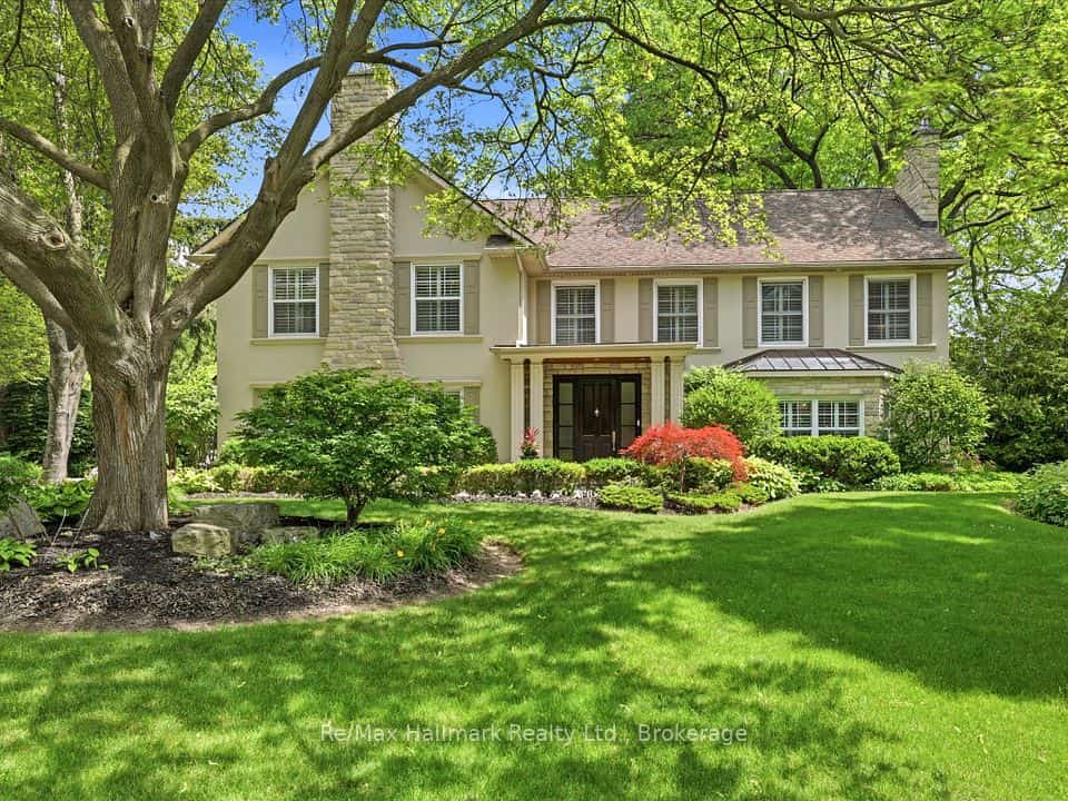 153 Cairncroft Road, Oakville, ON L6J 4L8