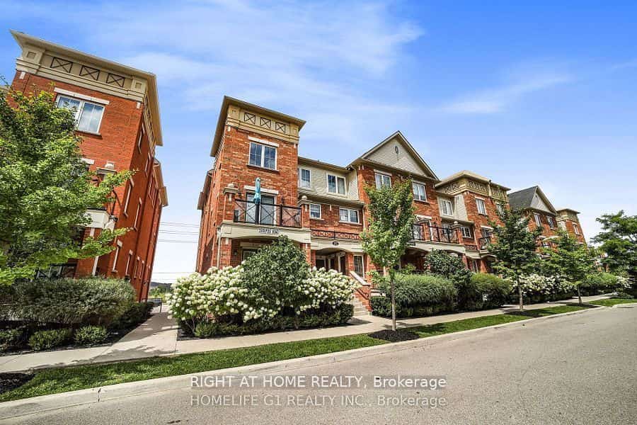 2500 Post Road #30, Oakville, ON L6H 0K1