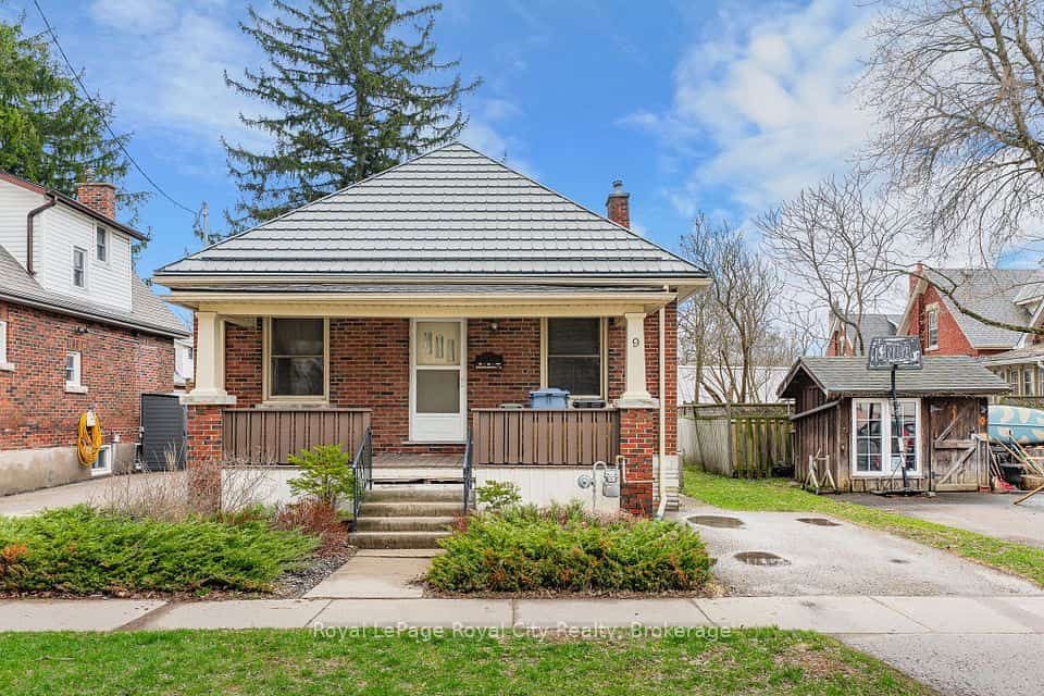 9 Stull Avenue, Guelph, ON N1H 1N2
