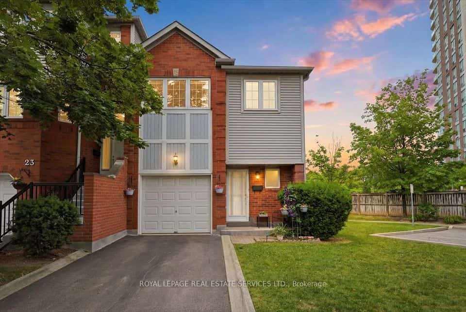 4605 Donegal Drive #24, Mississauga, ON L5M 4X7