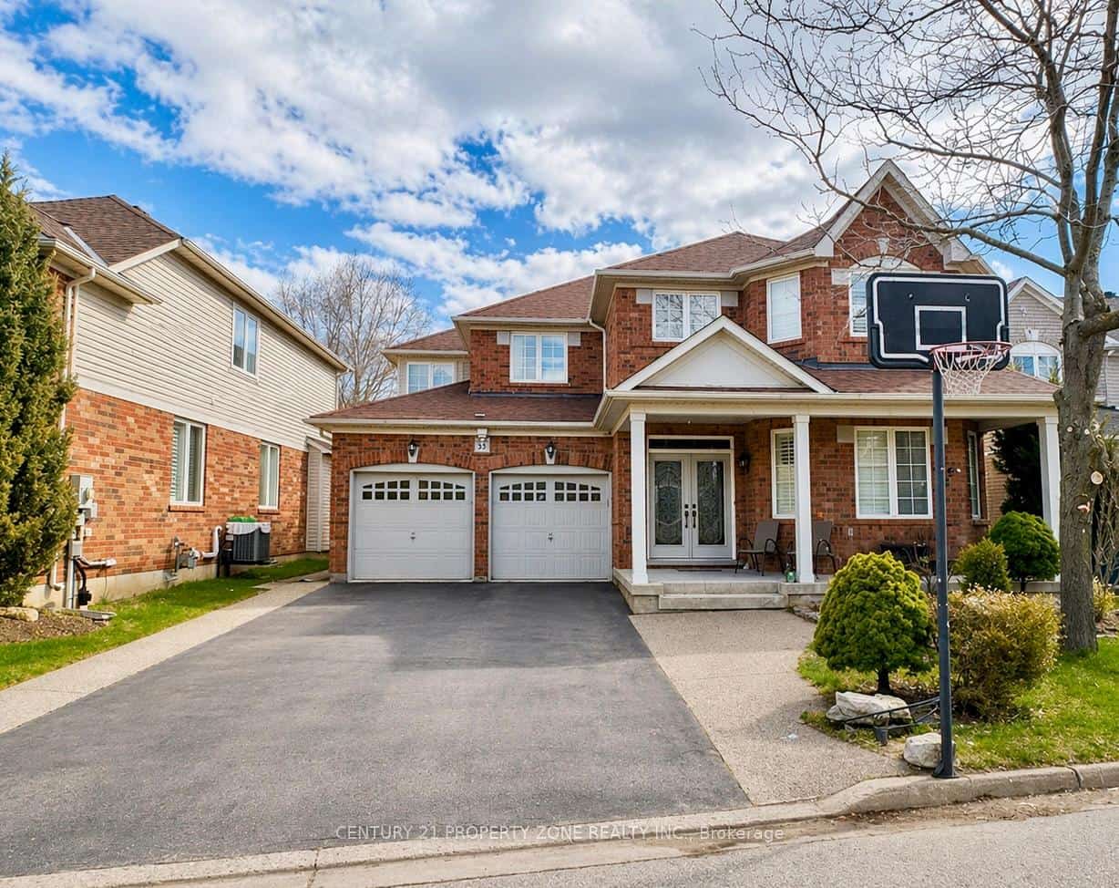 27 Dellgrove Circle, Cambridge, ON N1T 2J8