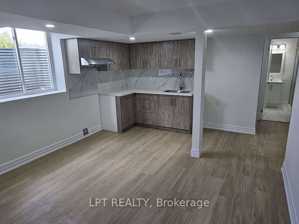 41 Tweedhill Avenue, Caledon, ON L7C 4K3
